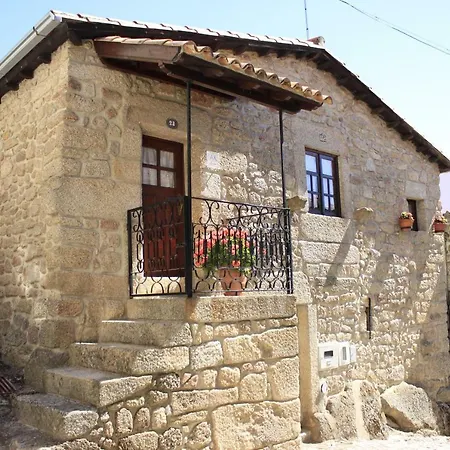 Villa Casa Do Balcao Castelo Novo Exterior foto